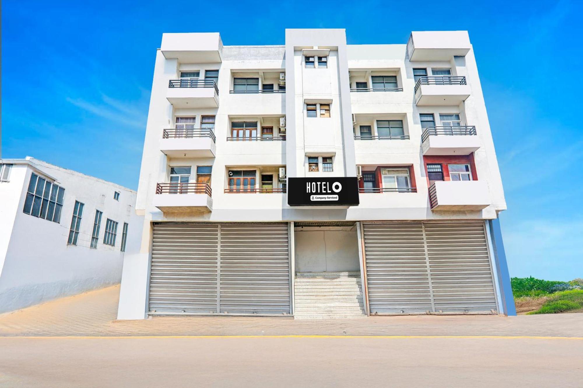 Super Hotel O Jankipuram Near Sahara State Formerly Basera Homes Hasanganj Ngoại thất bức ảnh