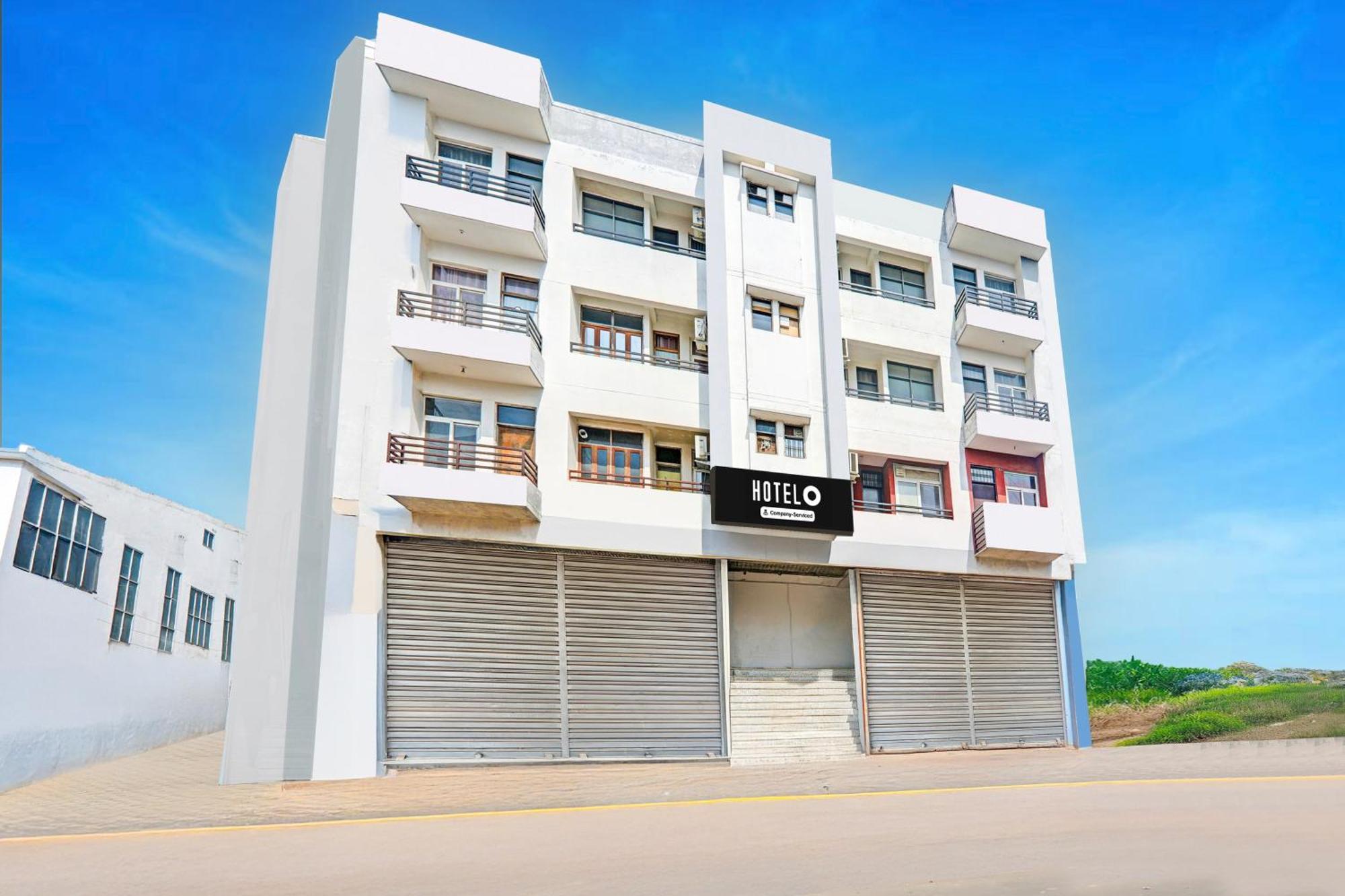 Super Hotel O Jankipuram Near Sahara State Formerly Basera Homes Hasanganj Ngoại thất bức ảnh