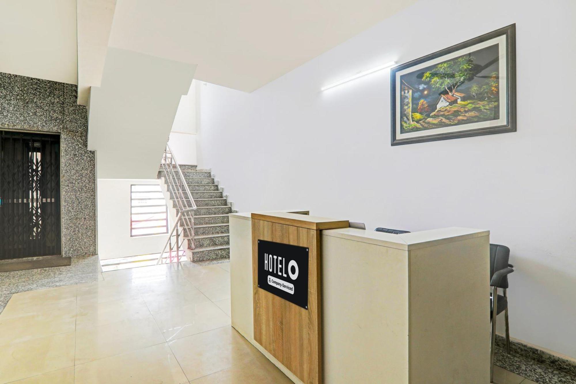Super Hotel O Jankipuram Near Sahara State Formerly Basera Homes Hasanganj Ngoại thất bức ảnh
